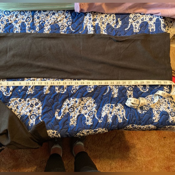 NWT Medium TALL Slim Boot Cut Old Navy Yoga Pants - Picture 6 of 6